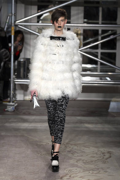 <strong>Moschino Cheap & Chic｜モスキーノ チープ＆シック</strong>　2013年秋冬コレクション 