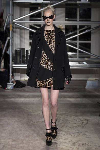 <strong>Moschino Cheap & Chic｜モスキーノ チープ＆シック</strong>　2013年秋冬コレクション 