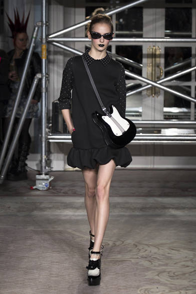 <strong>Moschino Cheap & Chic｜モスキーノ チープ＆シック</strong>　2013年秋冬コレクション 