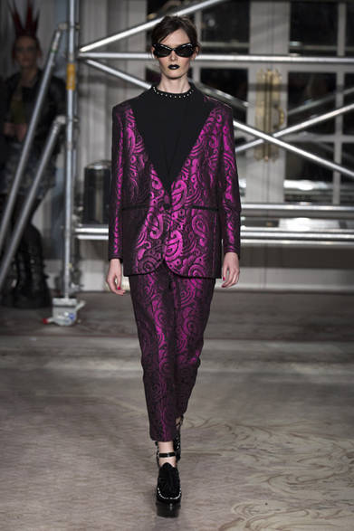 <strong>Moschino Cheap & Chic｜モスキーノ チープ＆シック</strong>　2013年秋冬コレクション 