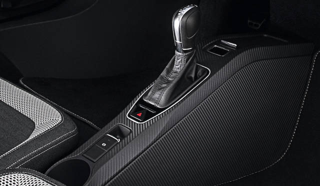 トランスミッションは、7段DSG