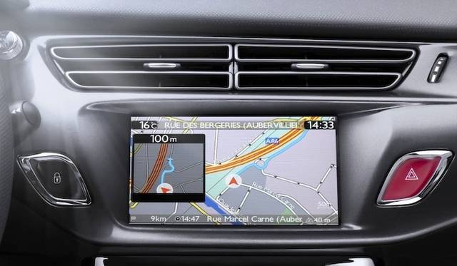 <strong>Citroen C3｜シトロエン C3</strong>