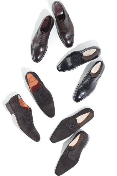 上から、靴7万7700円（クロケット＆ジョーンズ）、靴3万7800円（ユニオン インペリアル）、靴8万2950円（サントーニ）、靴2万9400円（インテレッサ）