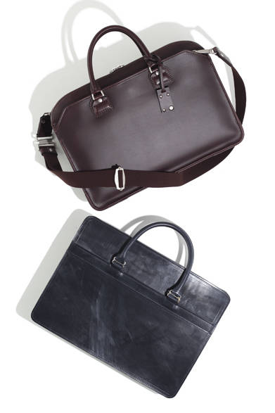 上／バッグ4万4100円（エルゴポック）、下／バッグ7万3500円（ホワイトハウスコックス）