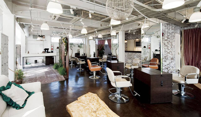 <strong>Phil Company｜フィル・カンパニー</strong>　施工例　「フィル・パーク表参道」（2009年4月竣工）　