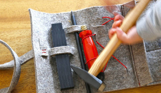 <strong>ネットショップ「にっぽん てならい堂」</strong>　女性がはじめる。視点を変えるフェルト巻き工具セット「starter kit for her (tools) / Raumgestalt」