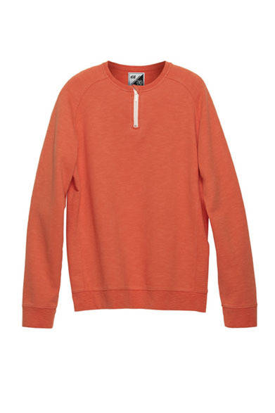 <strong>H&M｜エイチアンドエム</strong>　メンズ向けアーバンサイクリングコレクション「H&M for BRICK LANE BIKES」　ZIPPED CREWNECK 3490円