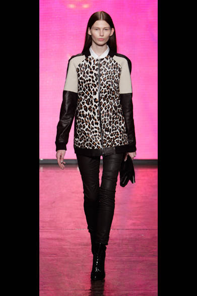 <strong>DKNY｜ディーケイエヌワイ</strong>　2013年秋冬コレクション 