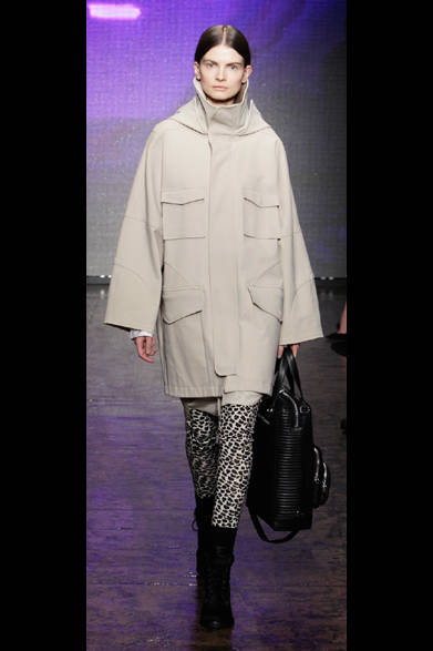 <strong>DKNY｜ディーケイエヌワイ</strong>　2013年秋冬コレクション 