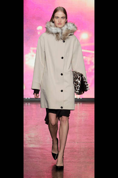 <strong>DKNY｜ディーケイエヌワイ</strong>　2013年秋冬コレクション 