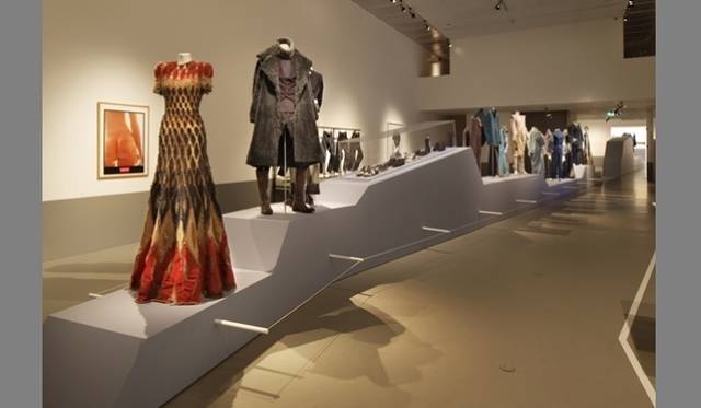 <strong>ART FILE 10｜「Blue Jeans 350 years」</strong>　Courtesy of Centraal Museum