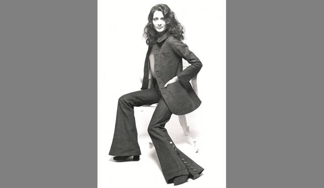 <strong>ART FILE 10｜「Blue Jeans 350 years」</strong>　Courtesy of Centraal Museum