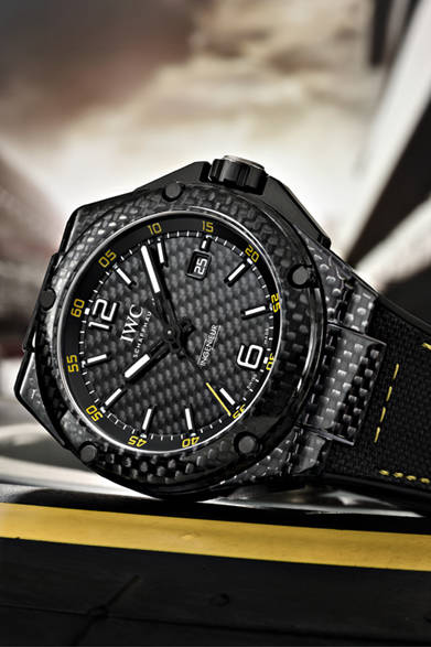 「インヂュニア・オートマティック・カーボン・パフォーマンス」