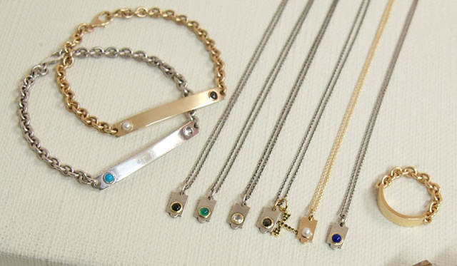 <strong>AHKAH HOMME｜アーカー オム</strong>　2013年デビューコレクション　リング1万8900円～6万8250円