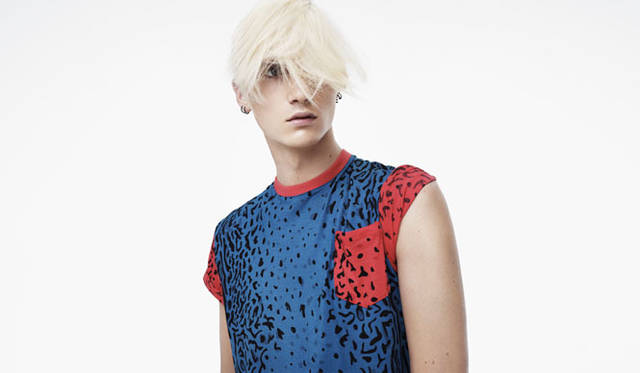 ランニングコレクション　Tシャツ1万2075円