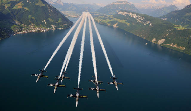 <strong>BREITLING│ブライトリング</strong>　