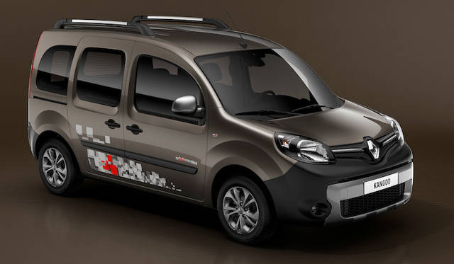 Extreamは今回追加された、もっとも豪華装備をまとったグレード。特別なツートーンカラーバンパー、15インチのアロイホイール、色つきのリヤガラス、ルーフレール、サイドのストライプが装備される。