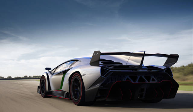 <strong>Lamborghini Veneno｜ランボルギーニ ヴェネーノ</strong>