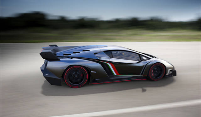 <strong>Lamborghini Veneno｜ランボルギーニ ヴェネーノ</strong>