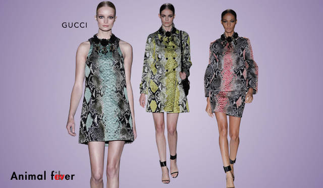 <strong>モードシーン全体に、そこはかとなく漂うオリエンタルムード</strong><br />今シーズンもっとも目立ったスタイルといえば、日本をはじめとするアジア諸国の文化や民族衣装からのインスピレーションを随所に盛り込んだスタイルだろう。代表的なのはプラダのルック。まるで家紋や墨彩画のような柄、着物のような生地の素材感、また足袋や下駄を思わせるシューズなど、随所にオリエンタルなエッセンスを感じさせるスタイルの提案は大きな話題となった。プリントやディテール、またミュウミュウやドリス ヴァン ノッテンのルックにみる着物の羽織のようなアウターの着こなしなど、いつものスタイルにひとつオリエンタルなポイントを効かせて、今季らしいスタイルを楽しみたい。<br /><br />PRADA（プラダ）