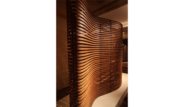 <strong>REVALUE NIPPN PROJECT CHARITY GALA 2013 with GUCCI</strong>