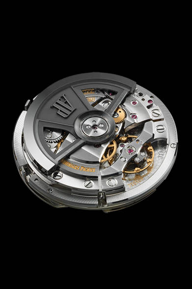 「ロイヤル オーク オフショア・グランド コンプリカシオン」自動巻き、チタンケース（ベゼル＆リュウズ＆クロノボタンはセラミック製）、世界限定3本、6300万円（予価）。6月発売予定