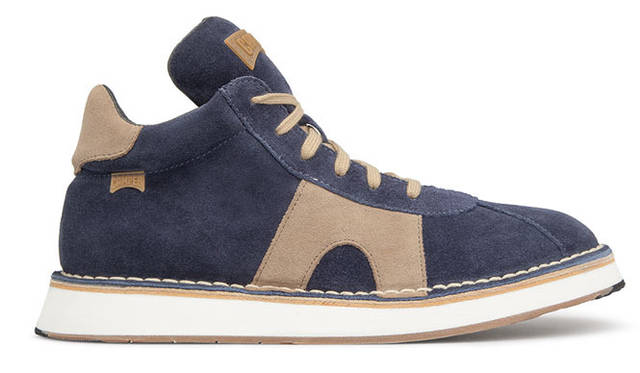 <strong>CAMPER｜カンペール</strong>　「Brothers Bisi（ブラザーズ・ビシィ）」（ネイビーハイカット／メンズ）2万6250円