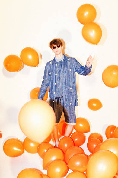 <strong>HUM & RAWER｜ハム & ロワー</strong>　2013春夏コレクション　デニムキューバコート4万9350円、デニムキューバシャツ2万9400円、デニムキューバショーツ3万450円