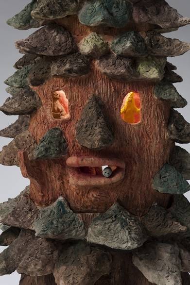 期間│3月2日（土）～4月6日（土）　※日曜、月曜、祝日は休業<br />時間│12:00～19:00<br />会場│小山登美夫ギャラリー　7F<br />東京都江東区清澄1-3-2<br />Tel.03-3642-4090<br /><br />tree（house）[detail] 2011 ©Naoki Koide Photo by Kenji Takahashi Courtesy of Tomio Koyama Gallery