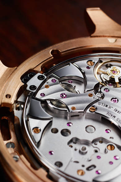 <strong>PIAGET｜ピアジェ</strong><br />「ピアジェ エンペラドール・クッション オートマティック ミニッツリピーター」