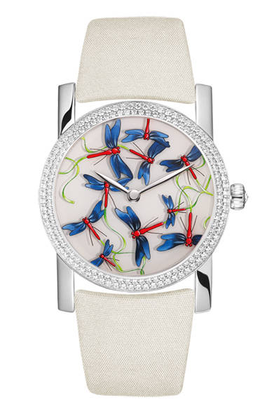 <strong>CHAUMET｜ショーメ</strong>　トンボのモチーフ　価格｜546万円