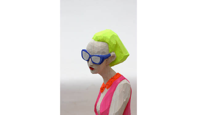 飯沼英樹／《Au jour le jour》／2012／ヒノキ／H48x23x11cm／SNOW Contemporary