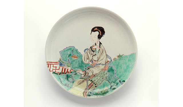 《五彩仕女図盤》／清時代・康熙年間／西川美術店