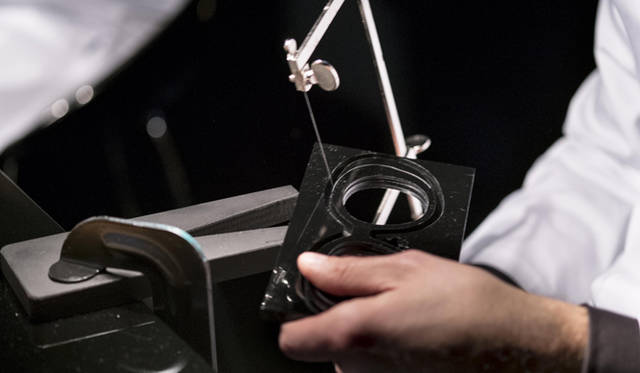 <strong>MIRARI JAPAN｜ミラリ ジャパン</strong>　ミラノファッションウィーク　イベント会場でのデモンストレーション