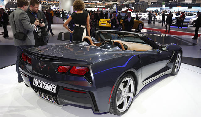 <strong>Chevrolet Corvette Stingray Convertible｜シボレー コルベット スティングレイ コンバーチブル</strong>