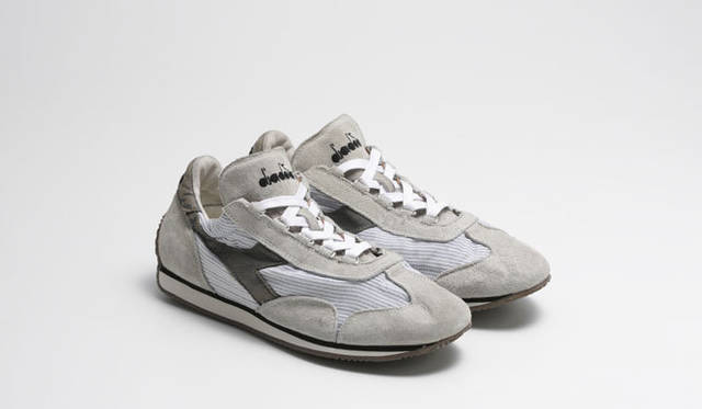 <strong>diadora｜ディアドラ</strong>　「EQUIPE STRIPE SW」 1万9950円