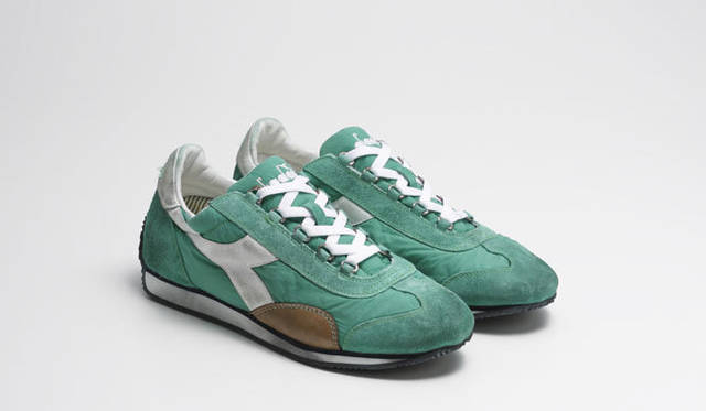 <strong>diadora｜ディアドラ</strong>　「EQUIPE NYL SW WAXED」 1万9950円