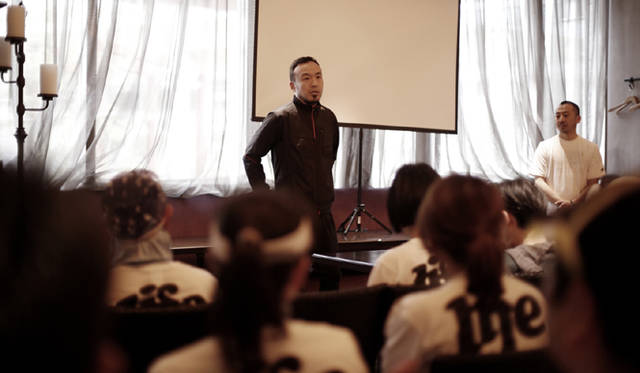 <strong>Run for Children Tohoku in adidas RUNBASE 2013</strong>　松浦氏は参加者に感謝の意を述べたあと、被災地への想いを語った