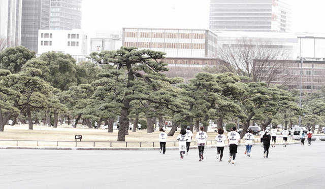 <strong>Run for Children Tohoku in adidas RUNBASE 2013</strong>　