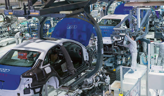 中国 吉林省 長春の工場 組み立てているのはA4 L