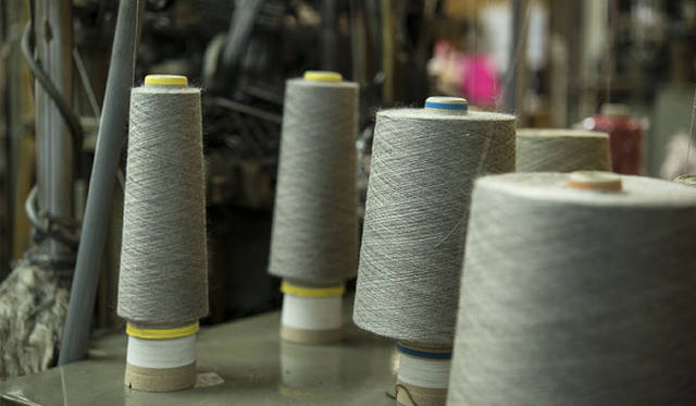 <strong>Factelier by GLEN CLYDE｜ファクトリエ バイ グレン・クライド</strong>