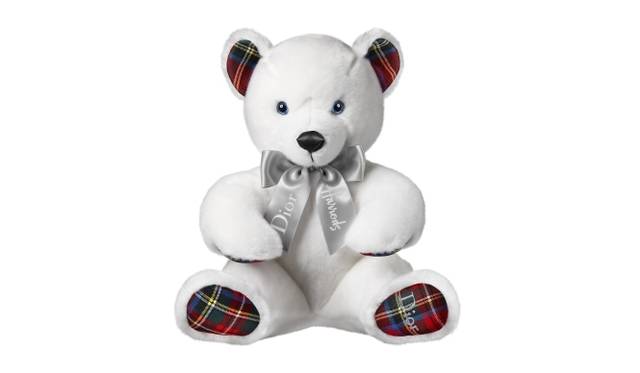 <strong>Dior｜ハロッズがディオールのワンダーランドに</strong>