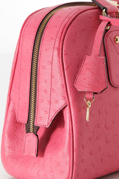 <strong>J&M DAVIDSON｜J&M デヴィッドソン</strong> 「MARGOT」（ゼラニウム） コロンと丸みを帯びたシルエットが印象的