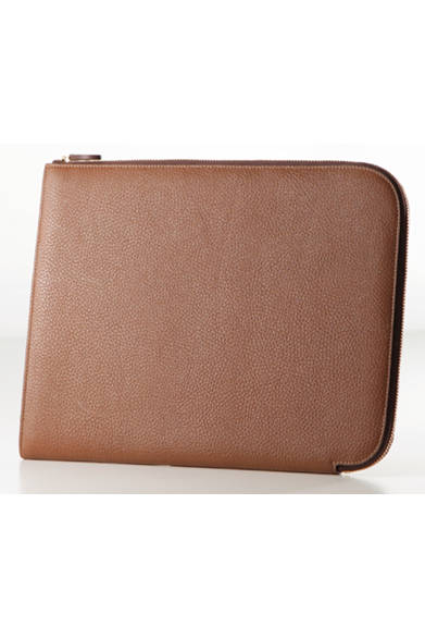 <strong>J&M DAVIDSON｜J&M デヴィッドソン</strong> 「MEDIUM DOCUMENT CASE」（キャメル） [W32.5×H24×D1.5cm] 6万9300円