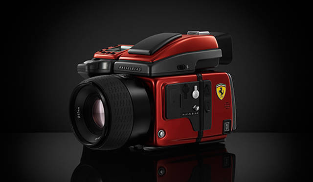 <strong>Hasselblad｜ハッセルブラッド</strong>  