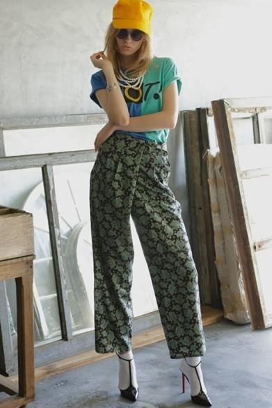 <strong>アリア ポップアップショップ</strong><br />日程│3月29日（金）～4月4日（木）<br />時間│11:00～20:00<br />会場│ラフォーレ原宿 1Fコンテナ<br />東京都渋谷区神宮前1-11-6<br />Tel.03-3475-0411<br />http://www.ariatokyo.com<br /><br />アリア<br />Tel.03-6411-4494