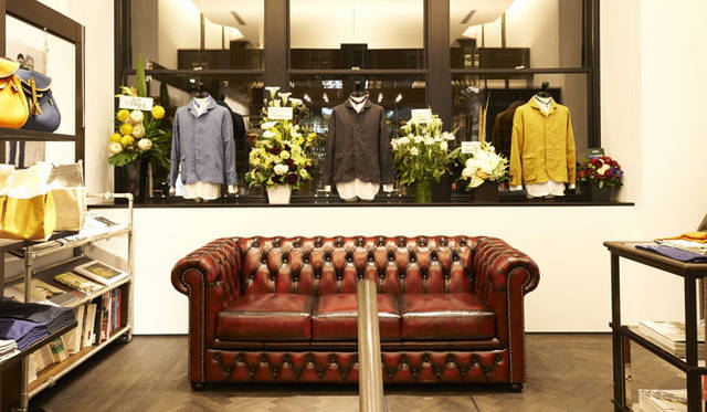 <strong>WORK NOT WORK｜ワークノットワーク</strong>　丸の内KITTE 1階「WORK NOT WORK URBAN RESEARCH KITTE丸の内店」