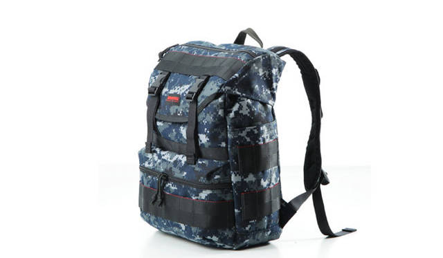 <strong>BRIEFING｜ブリーフィング</strong>　SIMPLE FLAP NAVY DIGITAL CAMO　3万4650円