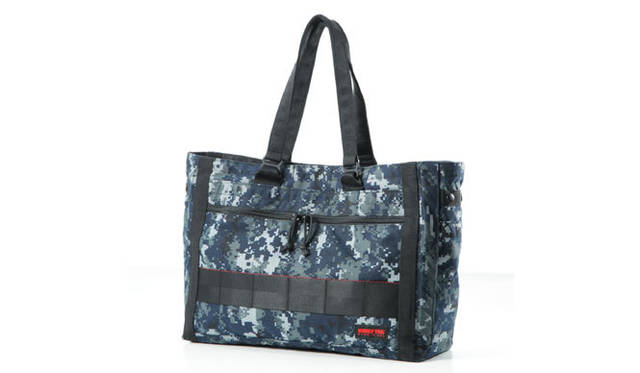 <strong>BRIEFING｜ブリーフィング</strong>　SQ TOTE NAVY DIGITAL CAMO　3万3600円