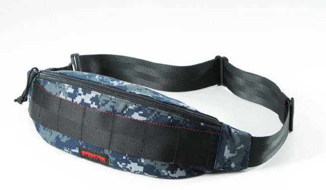 <strong>BRIEFING｜ブリーフィング</strong>　TRIPOD NAVY DIGITAL CAMO　1万3650円